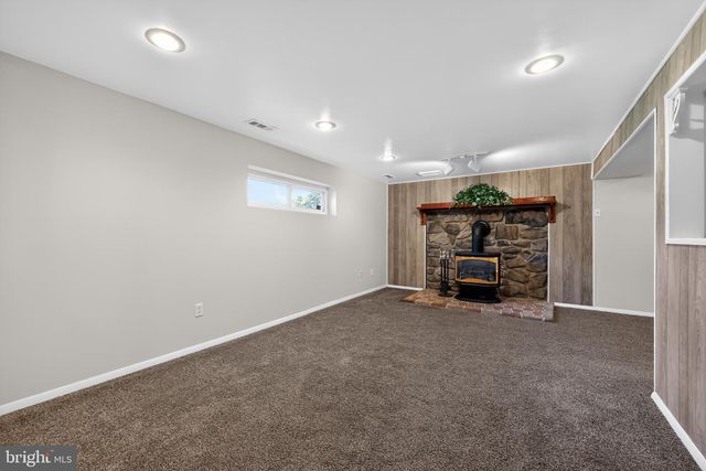 211 HOBART DR, Clementon, NJ 08021