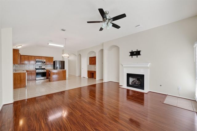 9830 Lynette Falls Drive, Houston, TX 77095