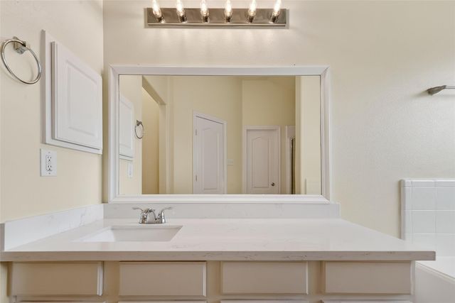 9830 Lynette Falls Drive, Houston, TX 77095