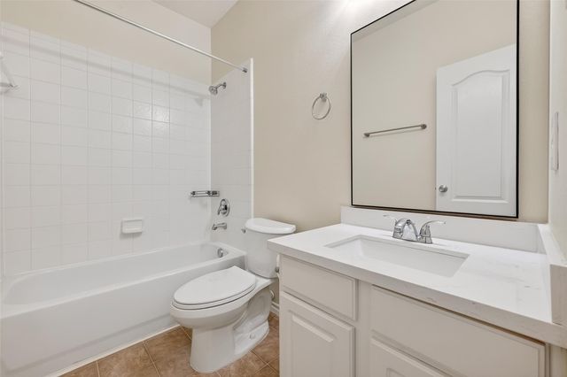 9830 Lynette Falls Drive, Houston, TX 77095