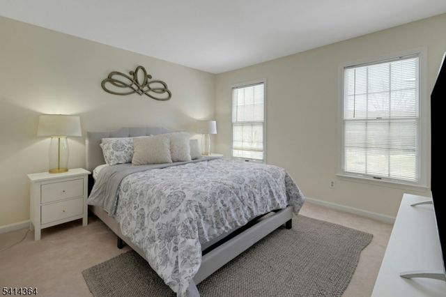 48 Glen Eagles Rd, Washington Twp., NJ 07882