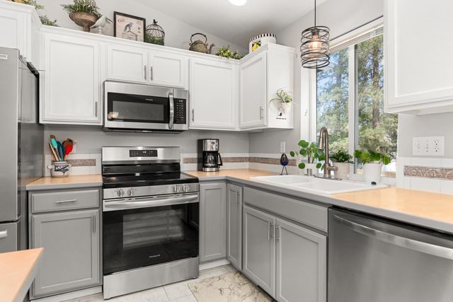 16014 N Franklin St, Spokane, WA 99208