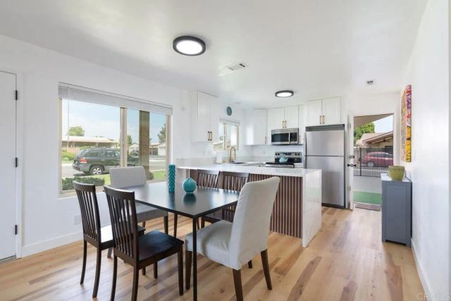 1025 Plover Way, Oceanside, CA 92057
