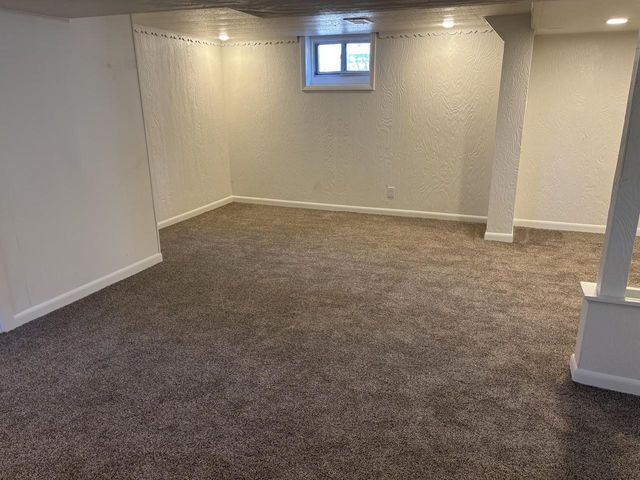 655 S Oak Park COURT, Milwaukee, WI 53214