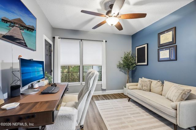 9823 TAPESTRY PARK Circle 303, Jacksonville, FL 32246