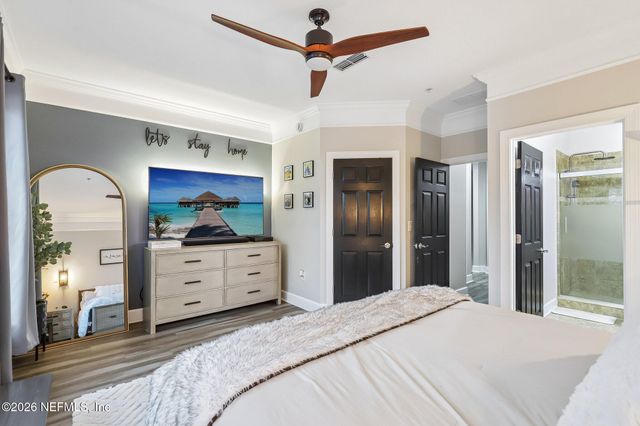9823 TAPESTRY PARK Circle 303, Jacksonville, FL 32246