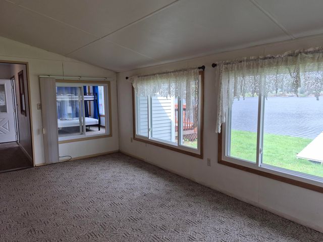 61400 N Main Street, Newberg Twp, MI 49061