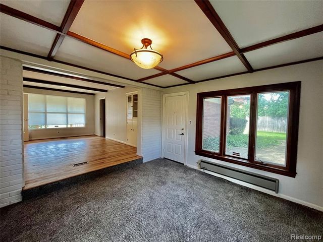 6901 Woodbank Drive, Bloomfield Hills, MI 48301