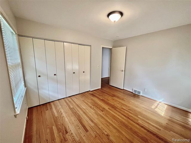 6901 Woodbank Drive, Bloomfield Hills, MI 48301