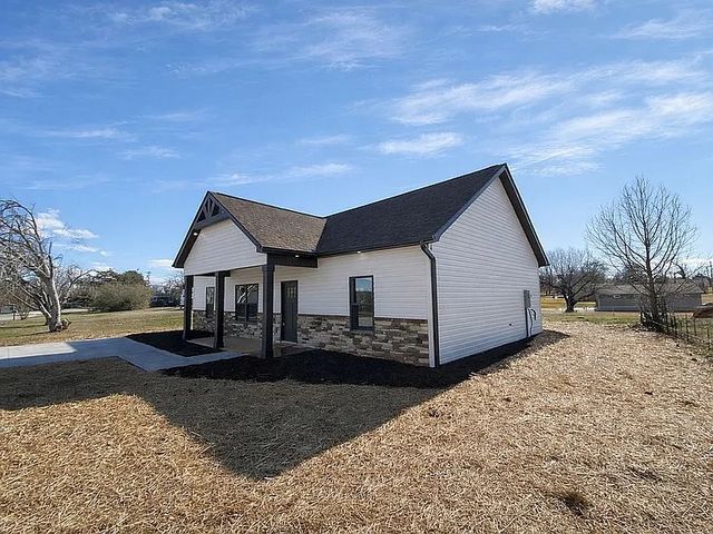 704 Mitchell Drive, Seneca, SC 29678