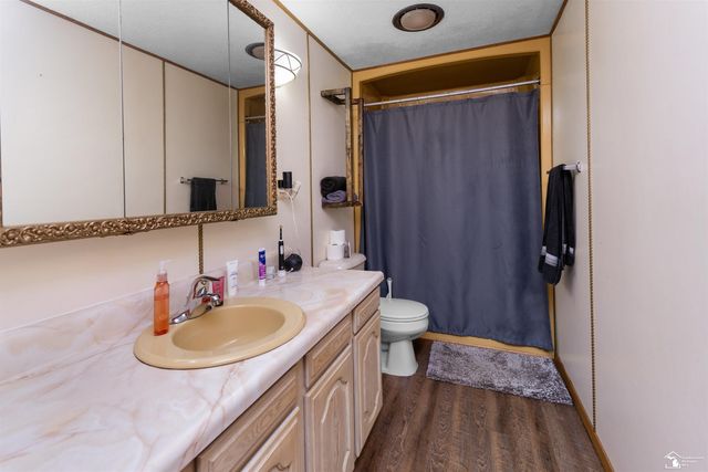 12953 Lavigne Road, La Salle, MI 48145