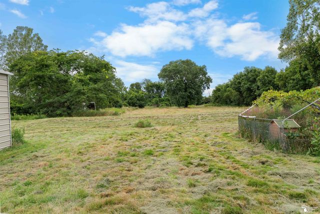 12953 Lavigne Road, La Salle, MI 48145