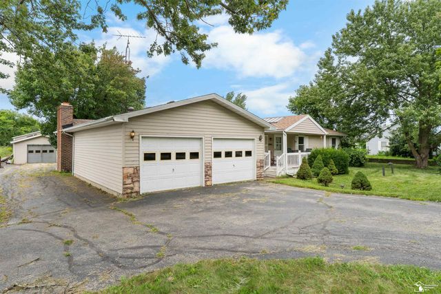 12953 Lavigne Road, La Salle, MI 48145