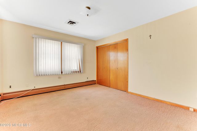 335 Maple Place, Keyport, NJ 07735