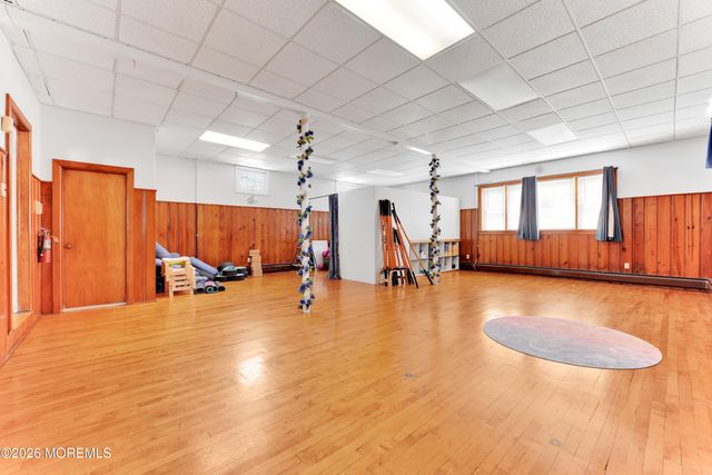 335 Maple Place, Keyport, NJ 07735