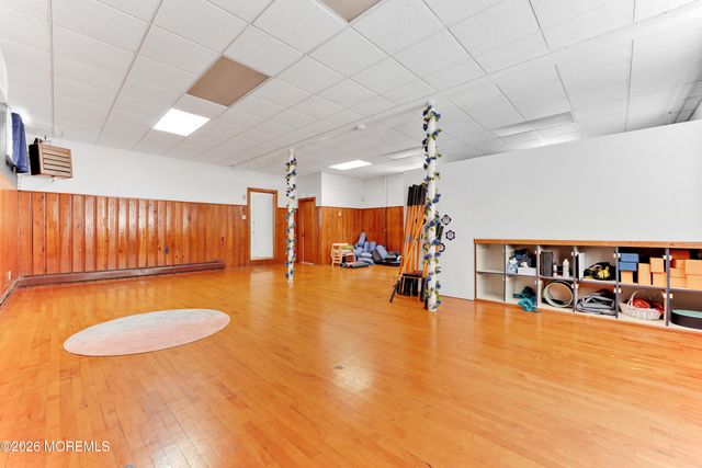 335 Maple Place, Keyport, NJ 07735