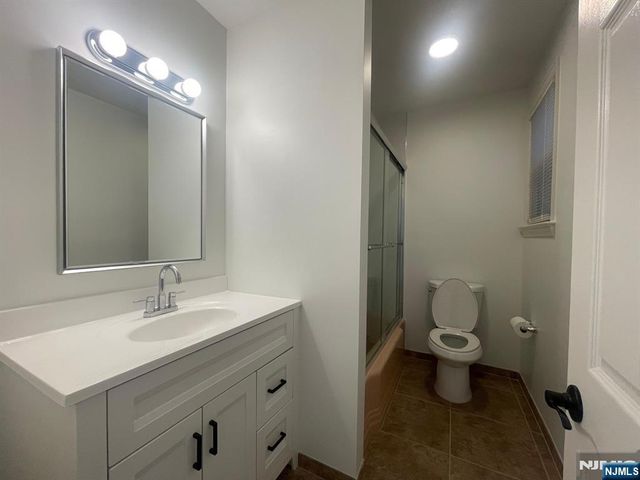 129 Chestnut Street, Kearny, NJ 07032