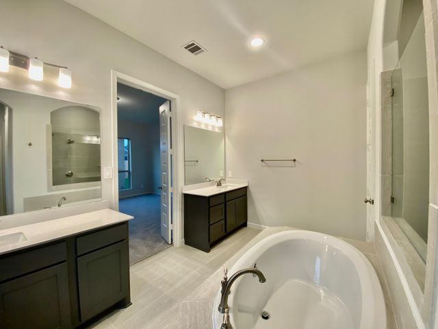 9411 Trestle Creek Court, Missouri City, TX 77459