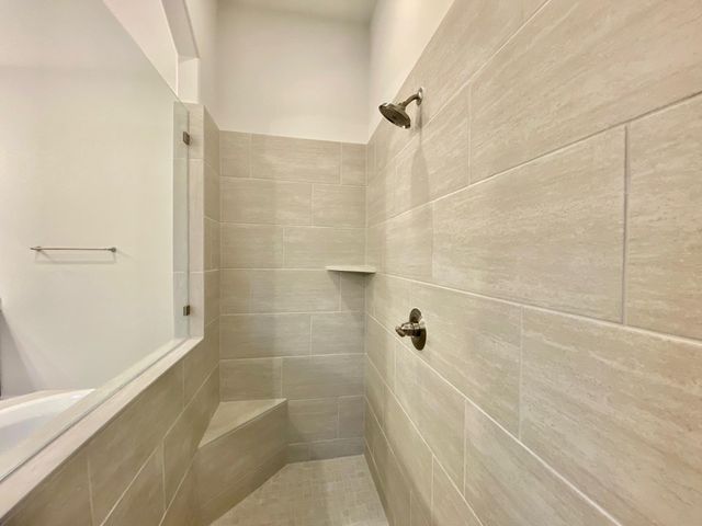 9411 Trestle Creek Court, Missouri City, TX 77459