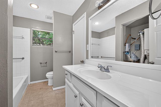 201 Lakeview Terrace Terrace, Conroe, TX 77356