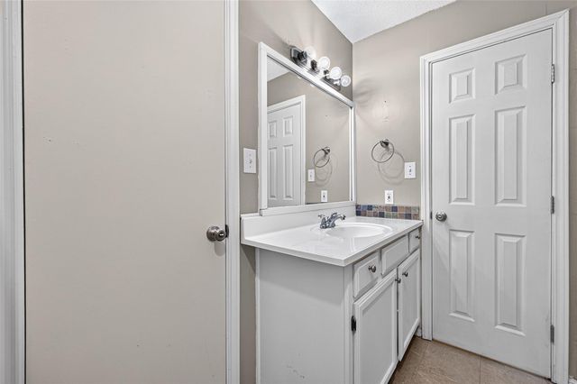 201 Lakeview Terrace Terrace, Conroe, TX 77356