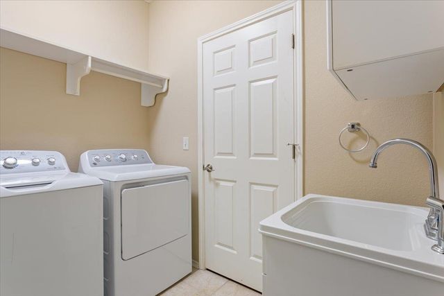 246 Red Poppy TRL, Georgetown, TX 78633