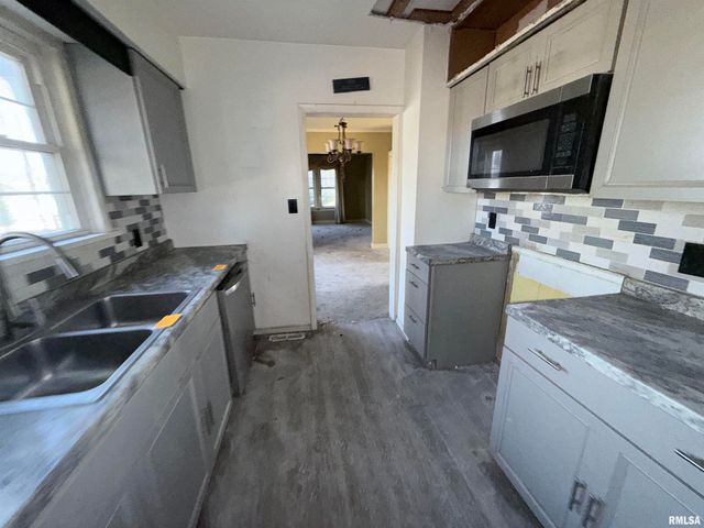 2237 ROBLEE Avenue, Murphysboro, IL 62966