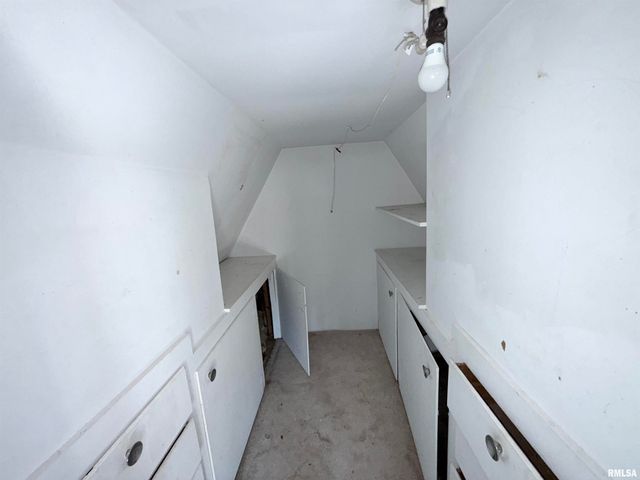 2237 ROBLEE Avenue, Murphysboro, IL 62966