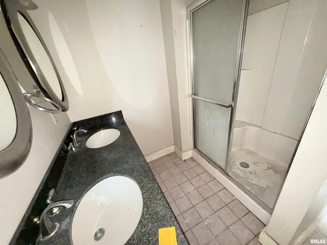 2237 ROBLEE Avenue, Murphysboro, IL 62966