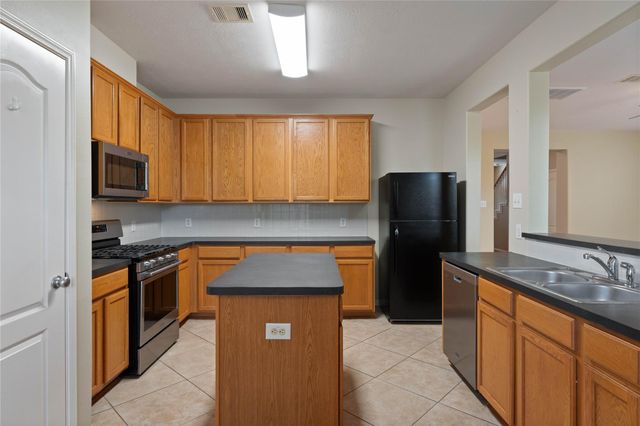 7414 Hollister Spring, Houston, TX 77040