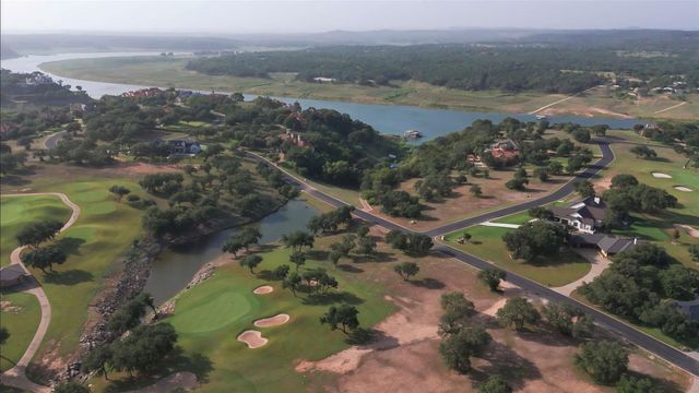 2608 Kahala Sunset DR, Spicewood, TX 78669