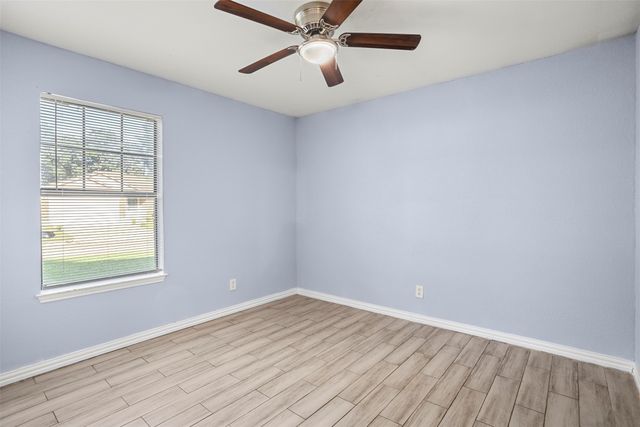 6200 Big Springs Drive, Arlington, TX 76001