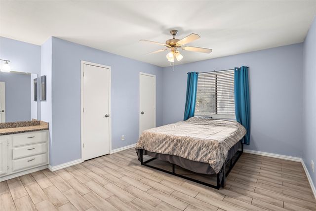 6200 Big Springs Drive, Arlington, TX 76001