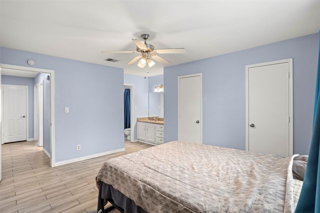 6200 Big Springs Drive, Arlington, TX 76001