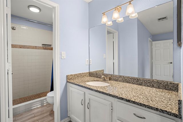 6200 Big Springs Drive, Arlington, TX 76001
