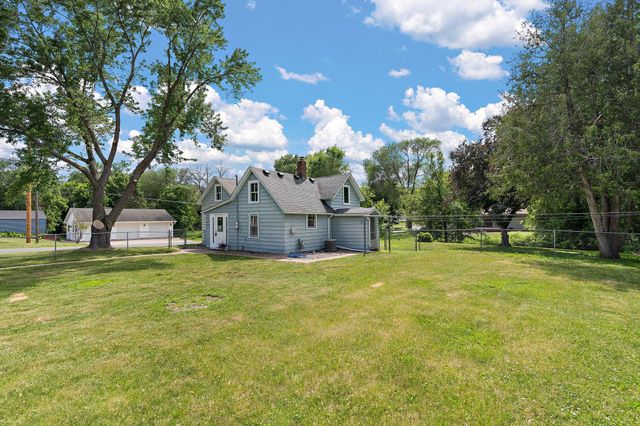 387 2nd Street S, Bayport, MN 55003
