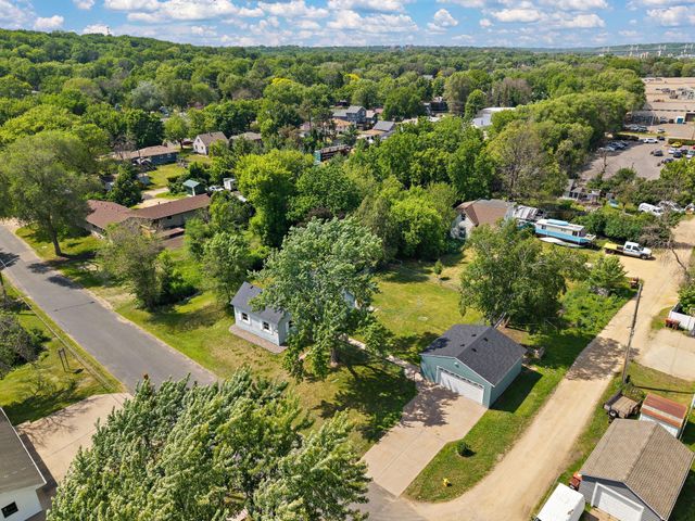 387 2nd Street S, Bayport, MN 55003