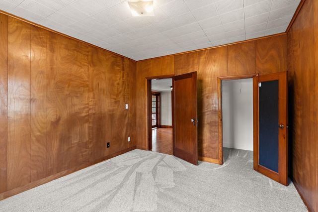 387 2nd Street S, Bayport, MN 55003