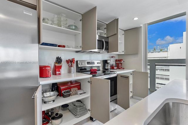 1150 101st St 701, Bay Harbor Islands, FL 33154