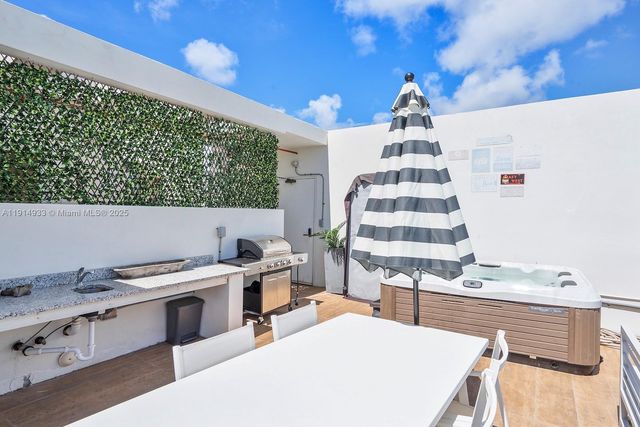 1150 101st St 701, Bay Harbor Islands, FL 33154