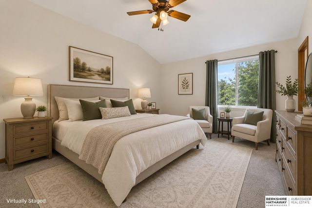 1008 Marshall Circle, Papillion, NE 68046