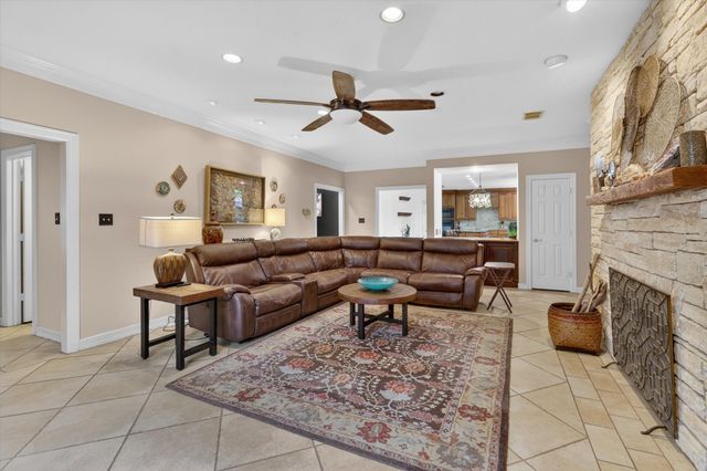 5059 Golden Lane, Fort Worth, TX 76123