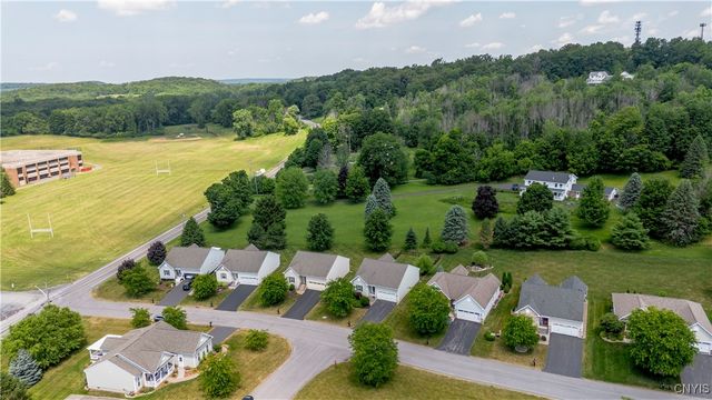 107 Shire Way, Camillus, NY 13031