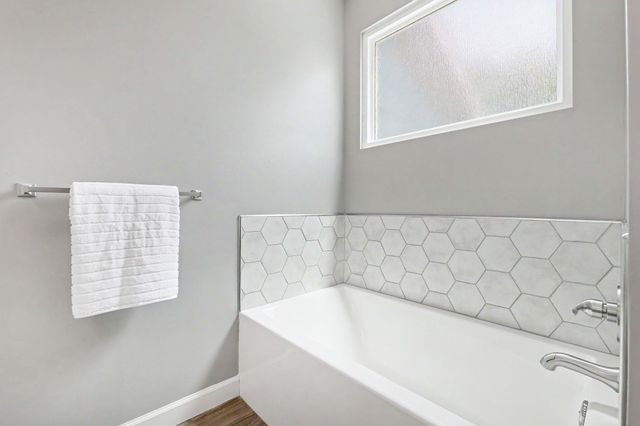 2510 N Shefford Ct, Wichita, KS 67205