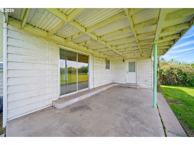 52357 Pleasant View Rd, Milton Freewater, OR 97862