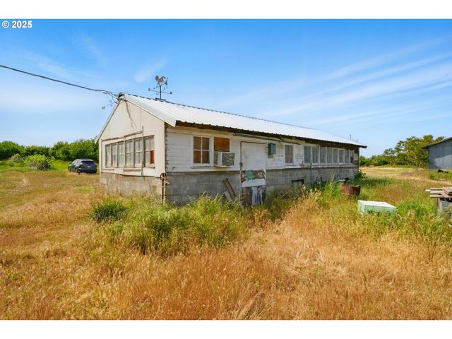 52357 Pleasant View Rd, Milton Freewater, OR 97862