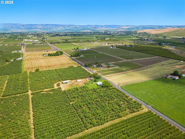 52357 Pleasant View Rd, Milton Freewater, OR 97862