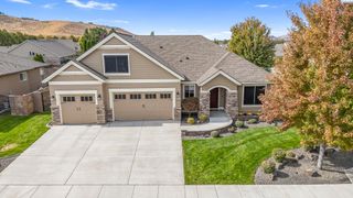 1602 S Fillmore St, Kennewick, WA 99338
