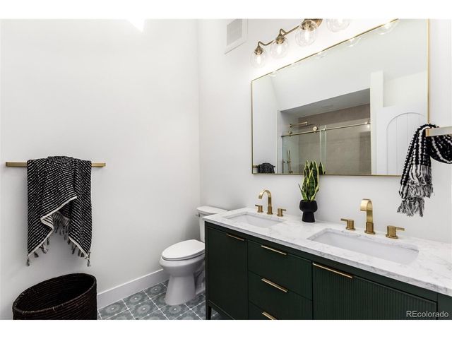 7302 Island Cir, Boulder, CO 80301