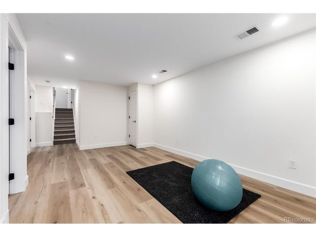 7302 Island Cir, Boulder, CO 80301